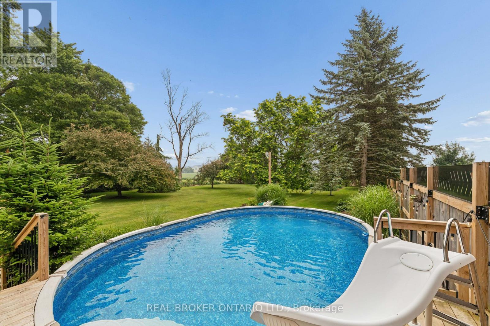 7323 Sideroad 15, Rr1 Road, Mapleton, ON - Outdoor With Above Ground Pool With Backyard