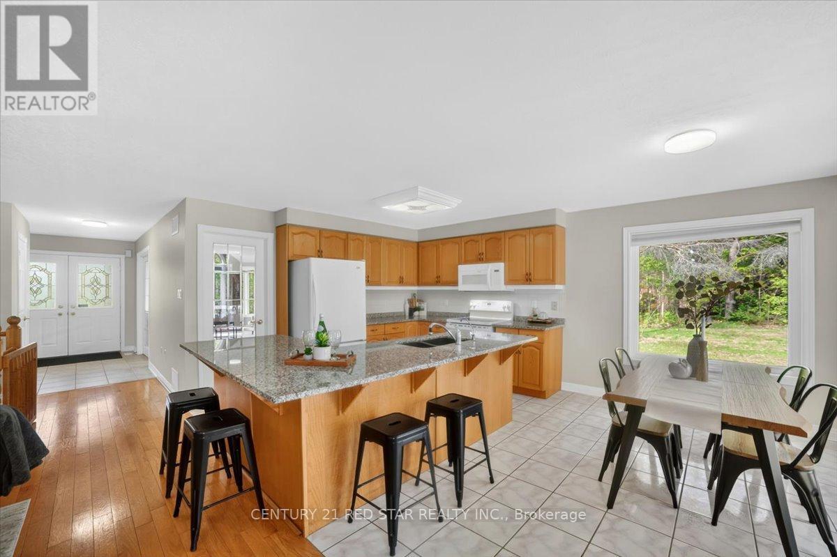 1775 Loretta Avenue, Severn, ON - Indoor