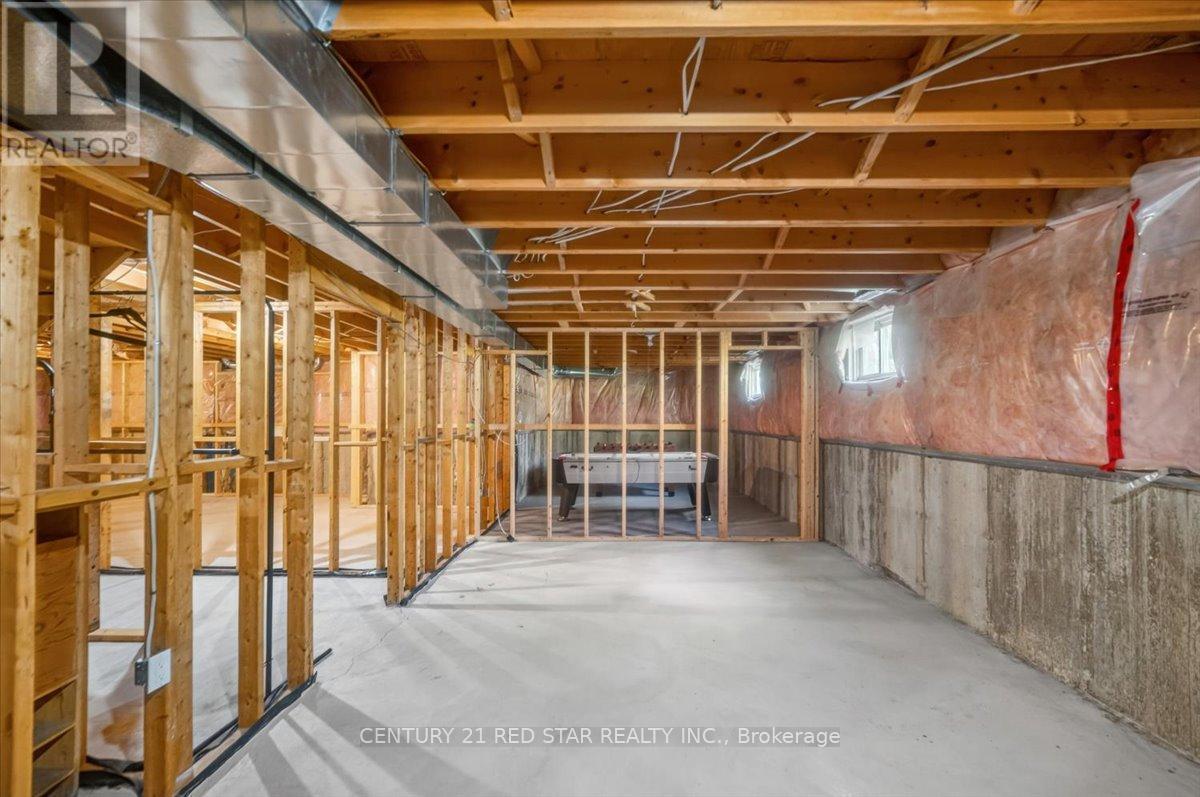 1775 Loretta Avenue, Severn, ON - Indoor Photo Showing Basement