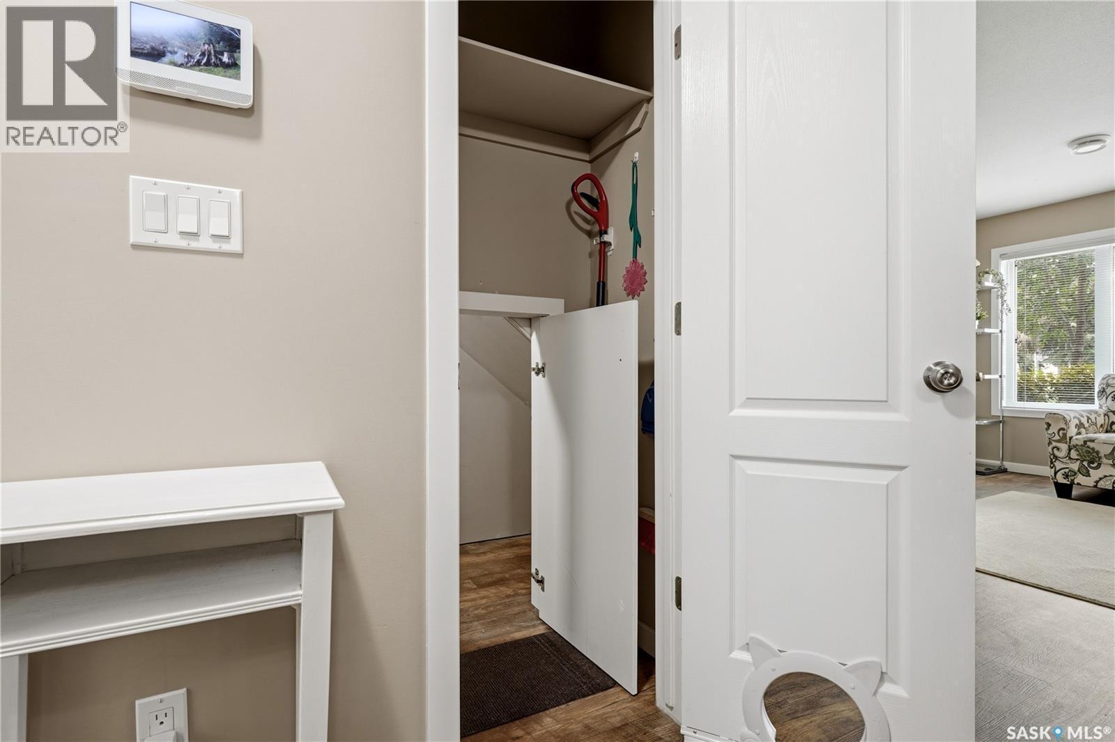 1237 Grey Street, Regina, SK - Indoor Photo Showing Other Room