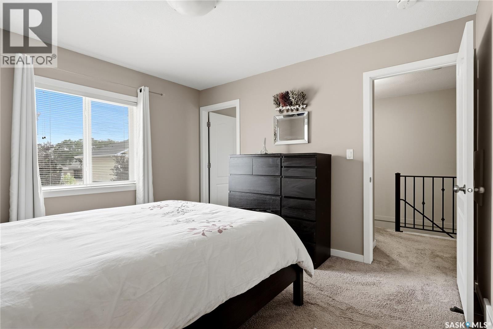 1237 Grey Street, Regina, SK - Indoor Photo Showing Bedroom