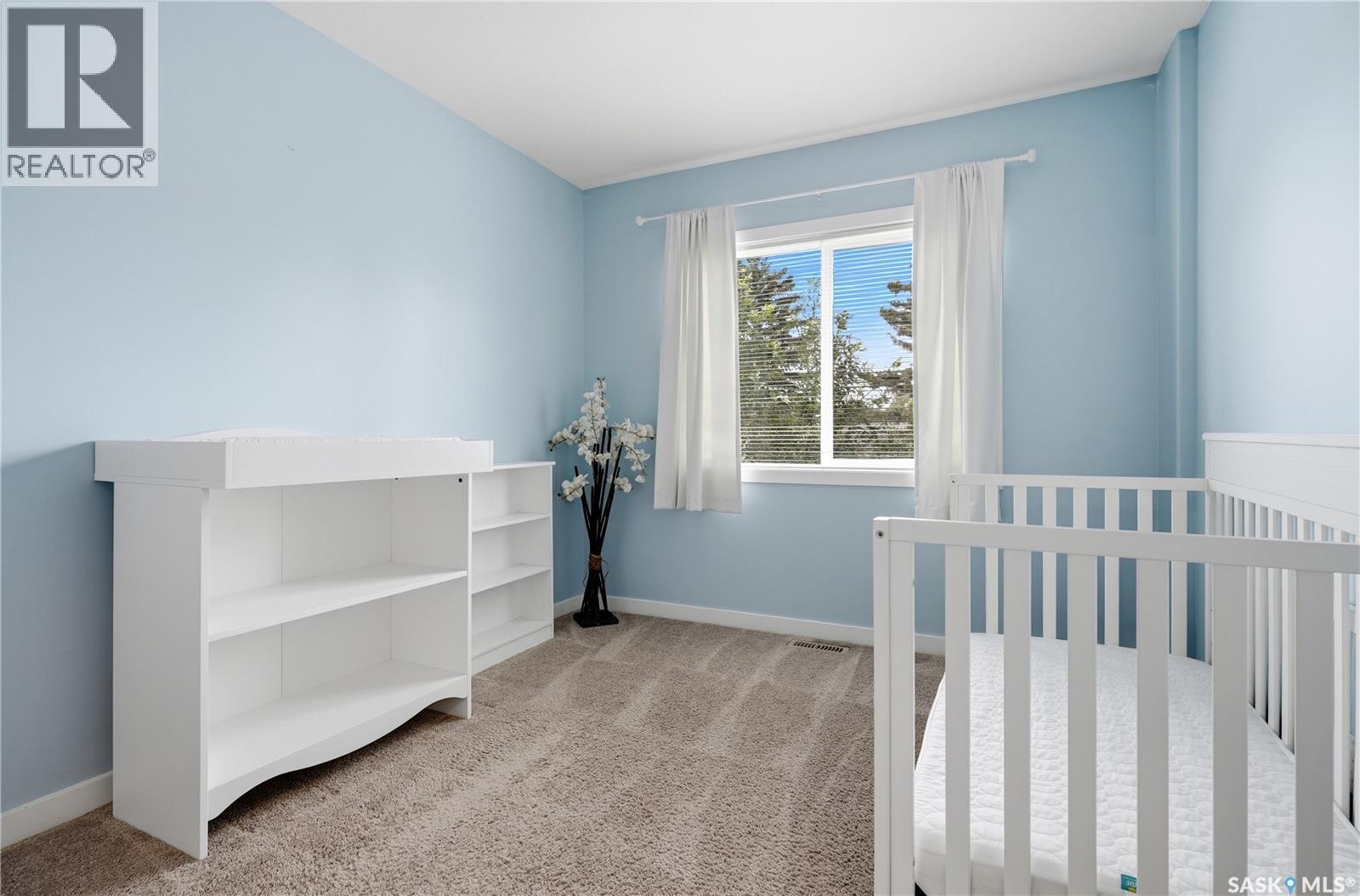 1237 Grey Street, Regina, SK - Indoor Photo Showing Bedroom