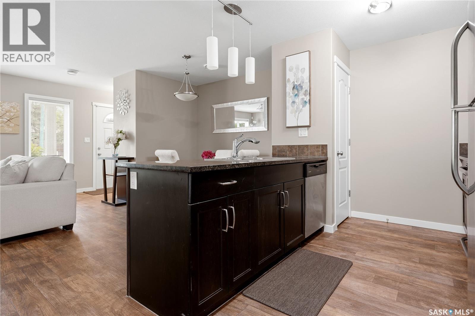 1237 Grey Street, Regina, SK - Indoor