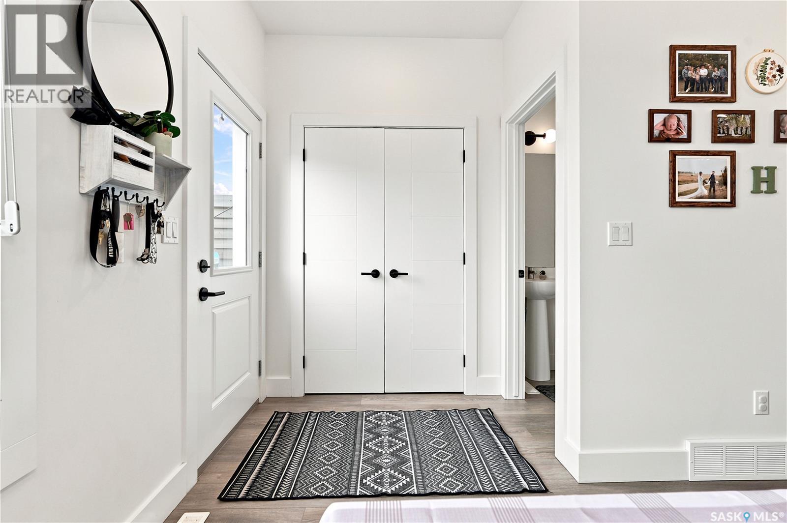 178 Rosewood Boulevard E, Saskatoon, SK - Indoor Photo Showing Other Room