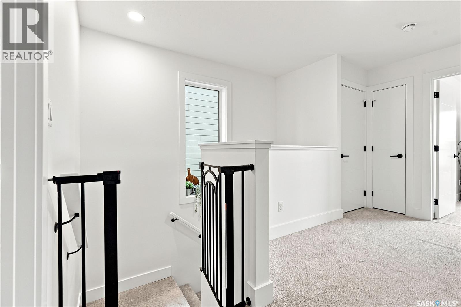 178 Rosewood Boulevard E, Saskatoon, SK - Indoor Photo Showing Other Room