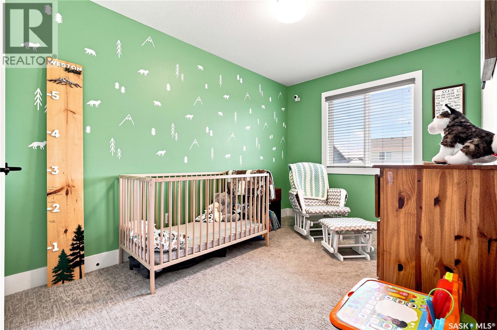 178 Rosewood Boulevard E, Saskatoon, SK - Indoor Photo Showing Bedroom