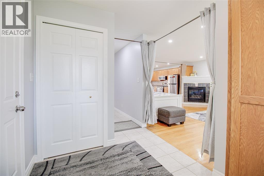 2759 Mckay Avenue, Windsor, ON - Indoor Photo Showing Other Room