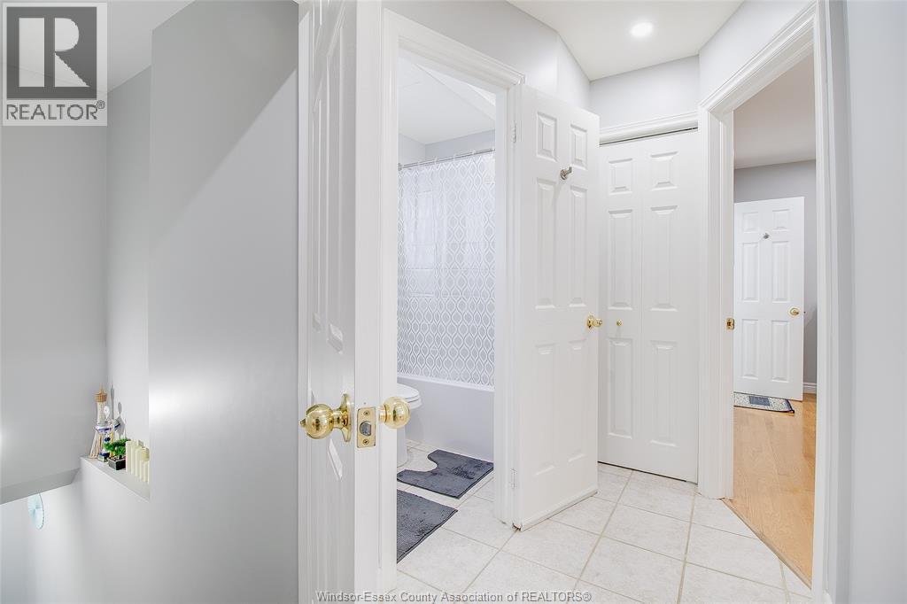 2759 Mckay Avenue, Windsor, ON - Indoor Photo Showing Other Room