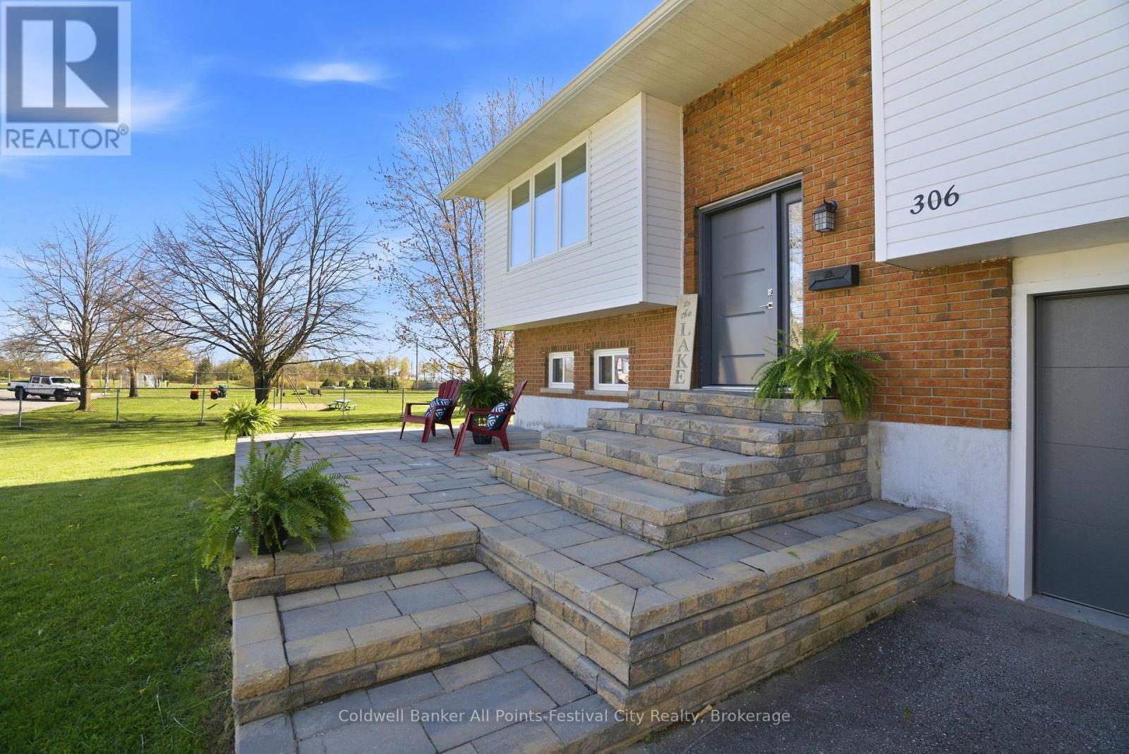 306 Lakeside Drive, Goderich (Goderich (Town)), ON - Outdoor