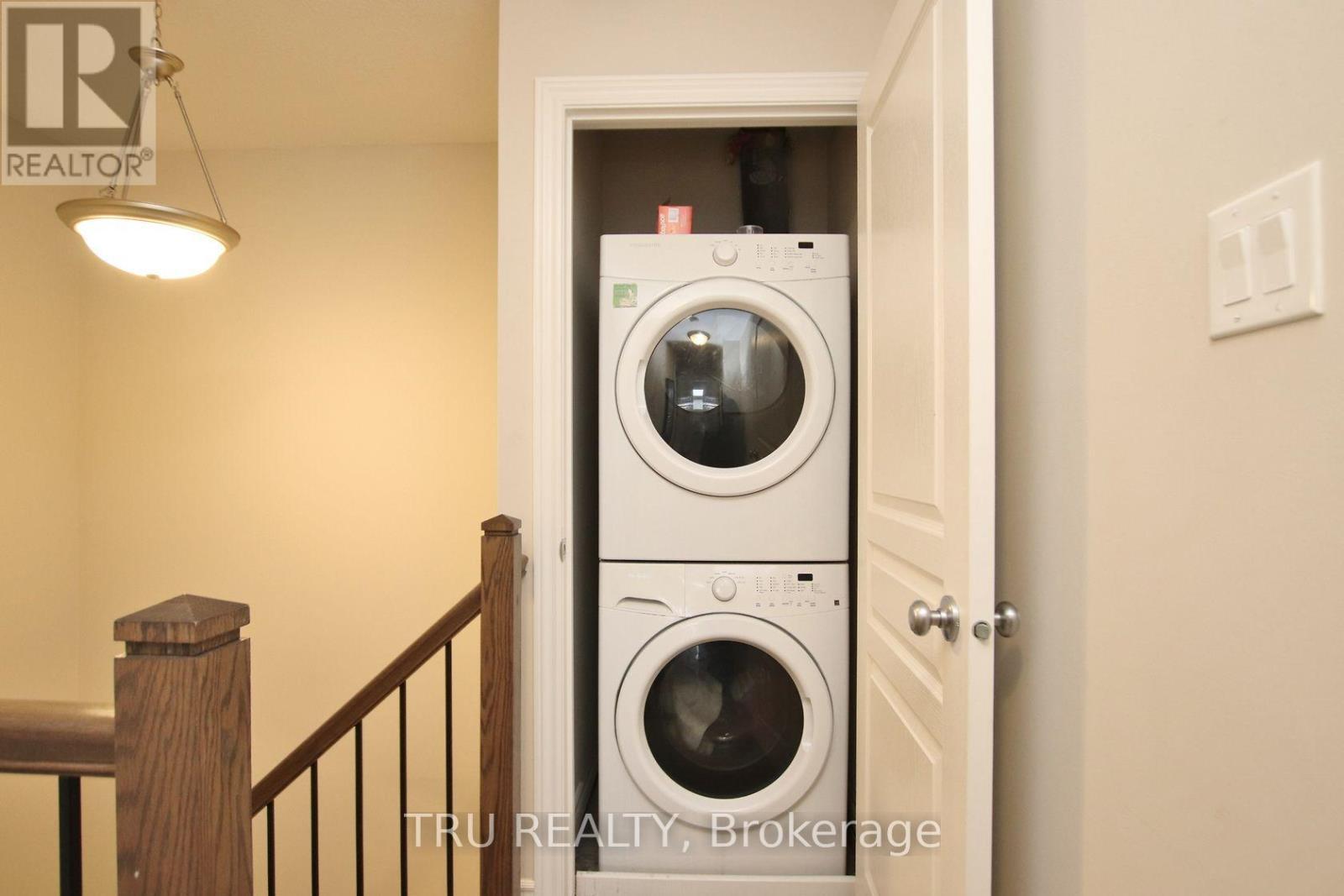 304 Malmo Private, Ottawa, ON - Indoor Photo Showing Laundry Room