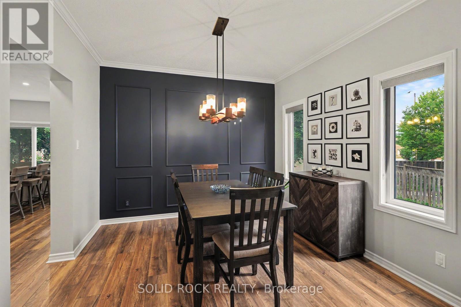 939 Como Crescent, Ottawa, ON - Indoor Photo Showing Dining Room