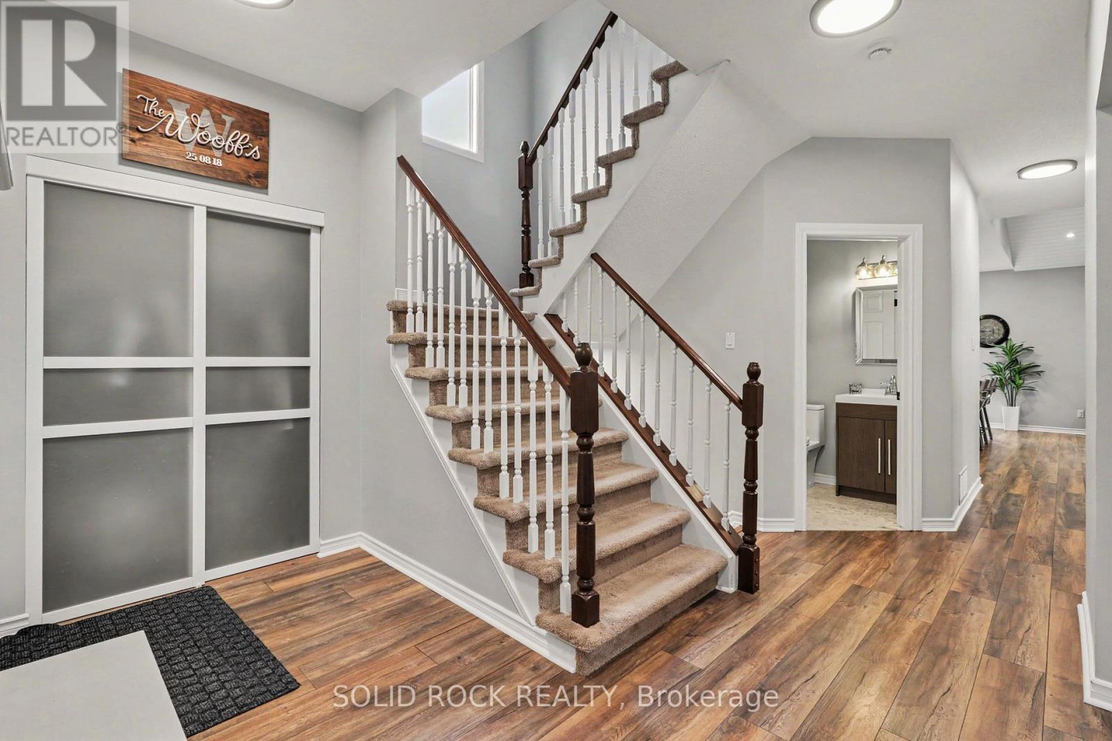 939 Como Crescent, Ottawa, ON - Indoor Photo Showing Other Room