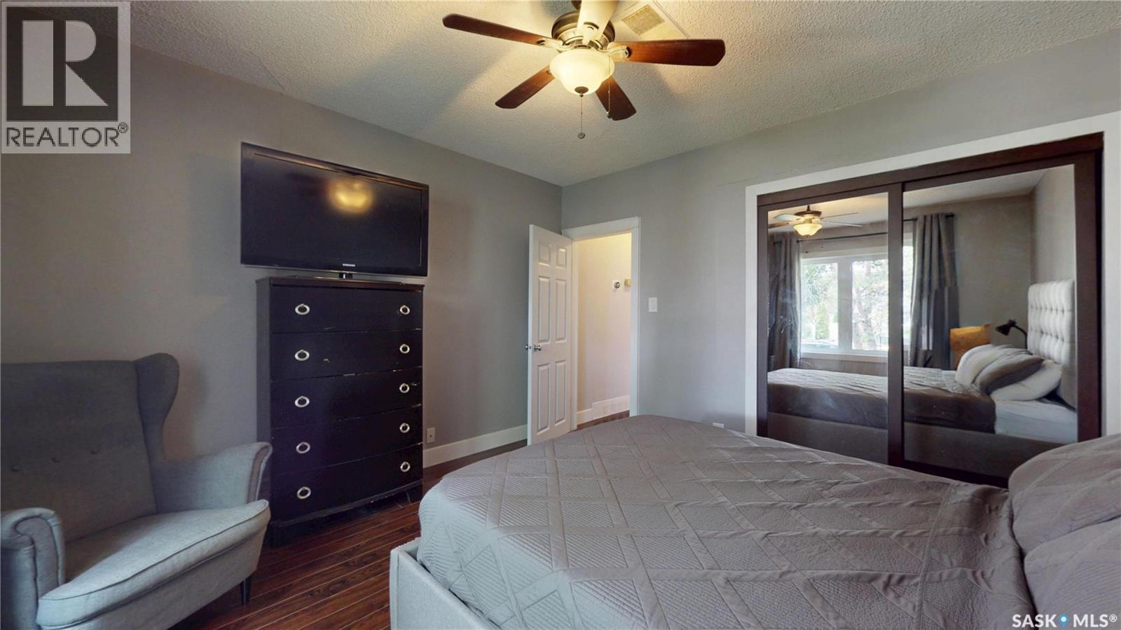 3054 Athol Street, Regina, SK - Indoor Photo Showing Bedroom
