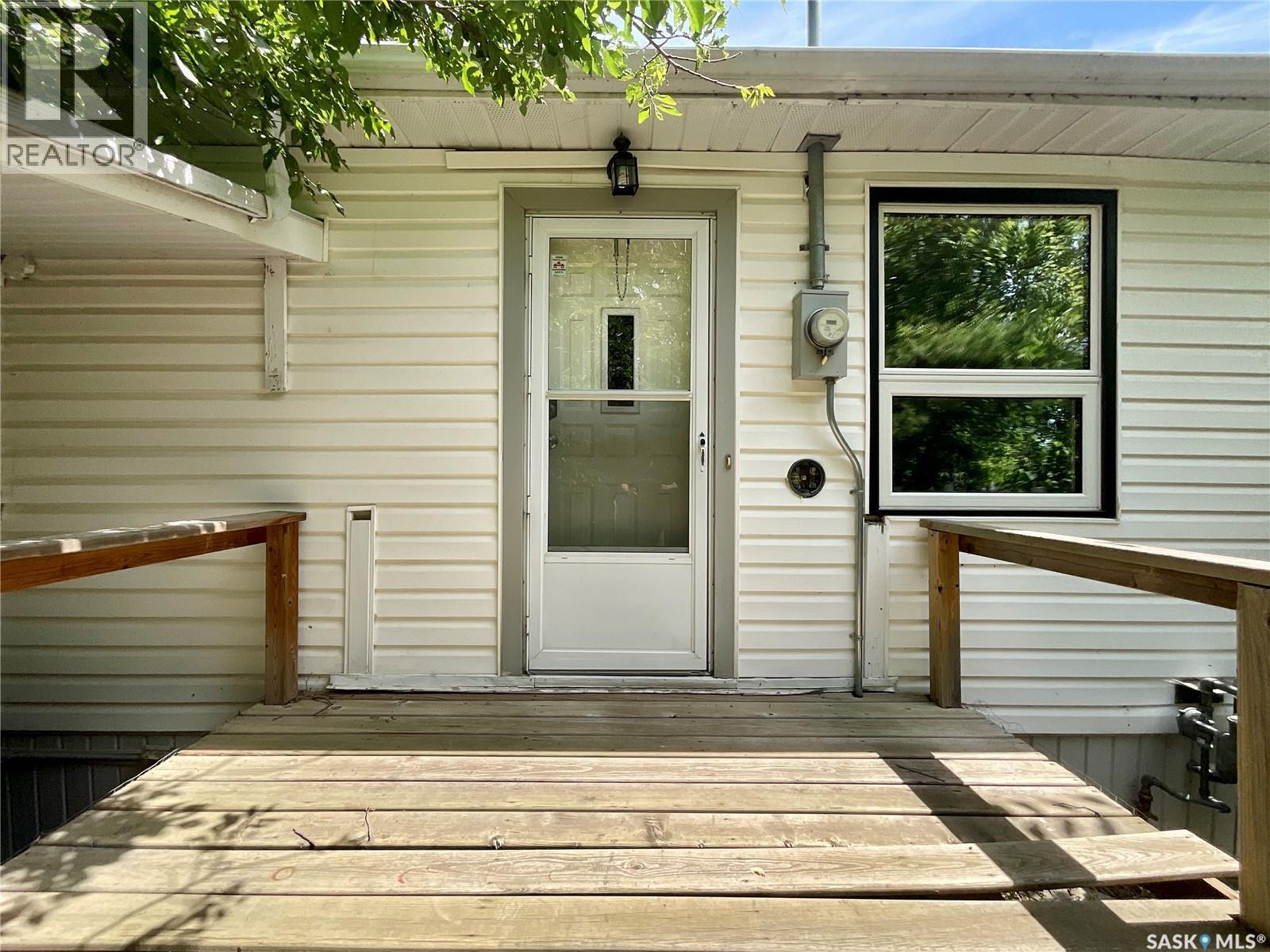 3054 Athol Street, Regina, SK - Outdoor With Exterior