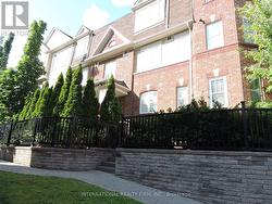 5 - 710 NEIGHBOURHOOD CIRCLE Mississauga, ON L5B 0B4