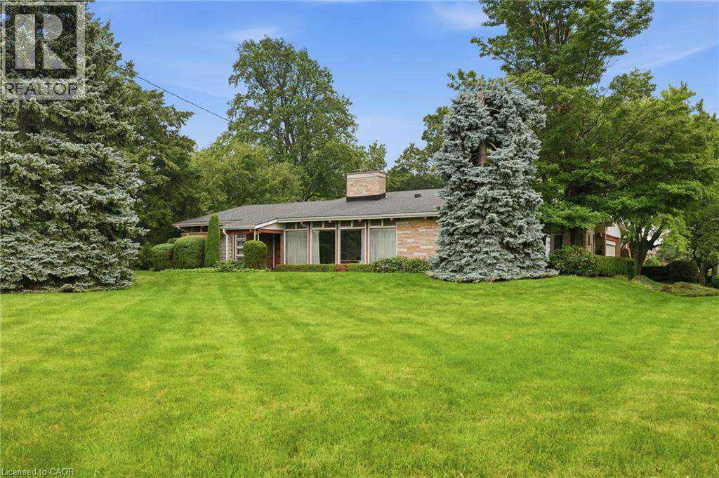 264 Mountain Brow Boulevard, Hamilton, ON - Outdoor