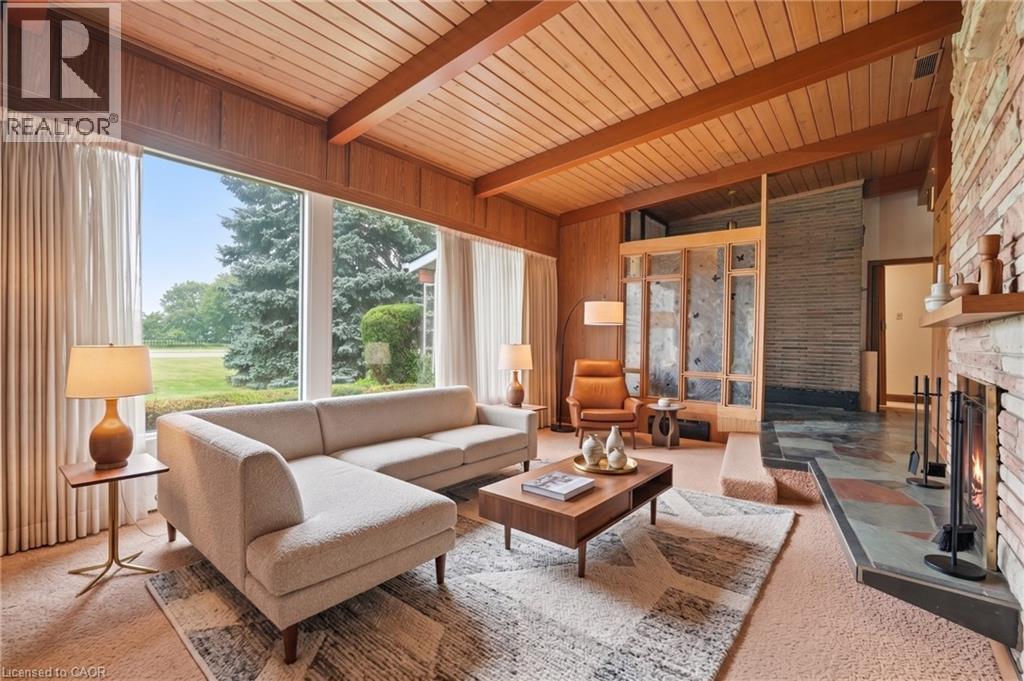 Virtually Staged - 264 Mountain Brow Boulevard, Hamilton, ON - Indoor Photo Showing Living Room