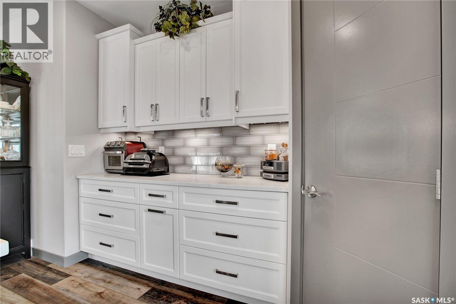 537 Mickelson Lane, Warman, SK - Indoor Photo Showing Other Room