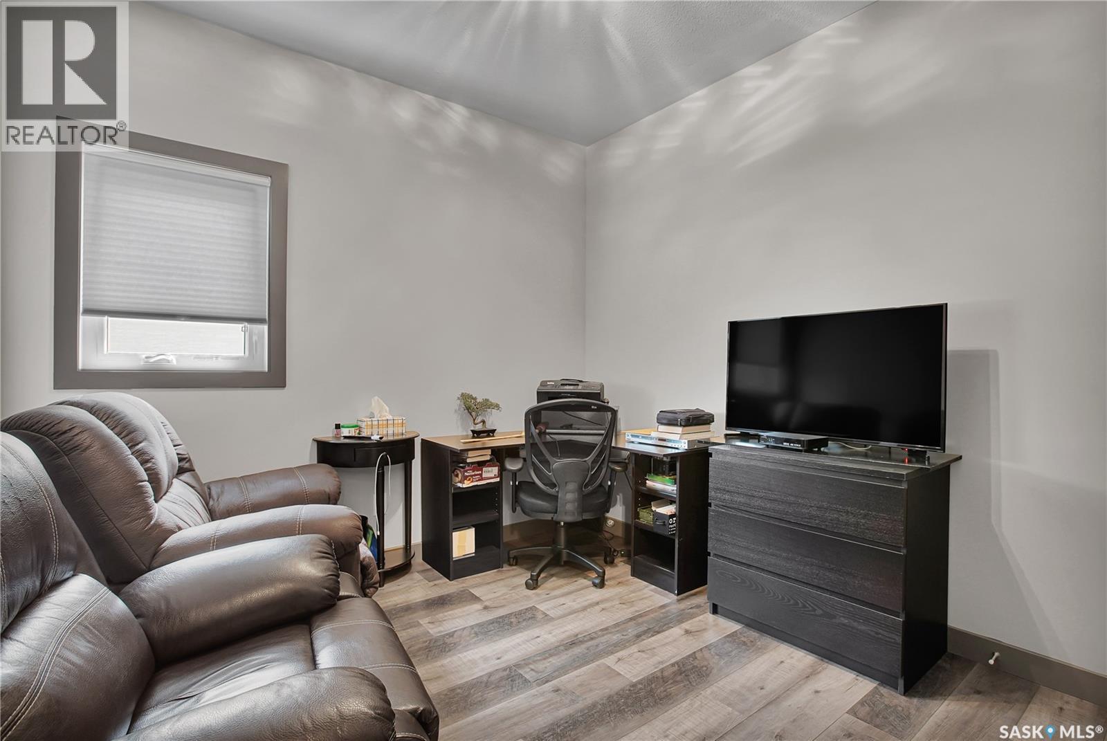 537 Mickelson Lane, Warman, SK - Indoor