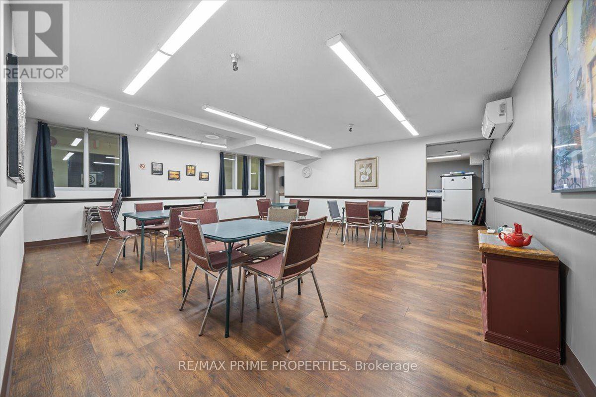 903 - 1505 Baseline Road, Ottawa, ON - Indoor