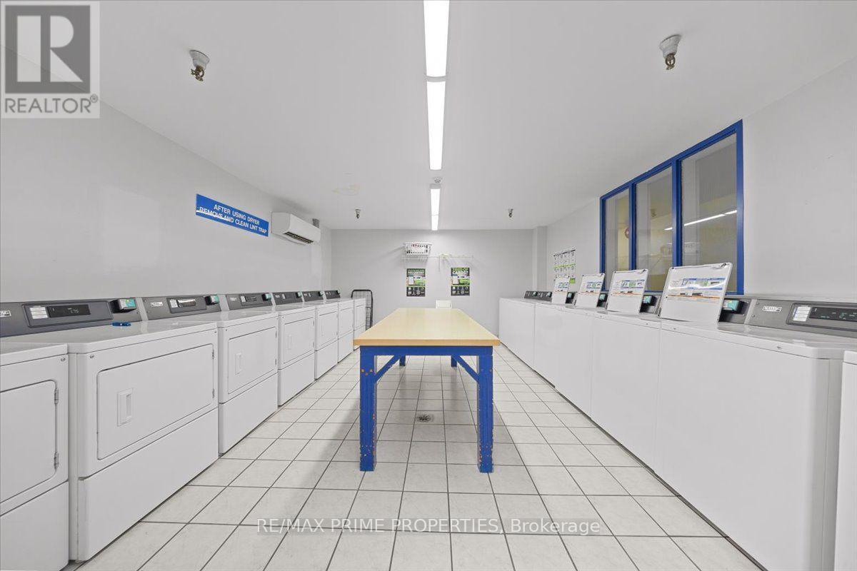 903 - 1505 Baseline Road, Ottawa, ON - Photo Showing Laundry Room