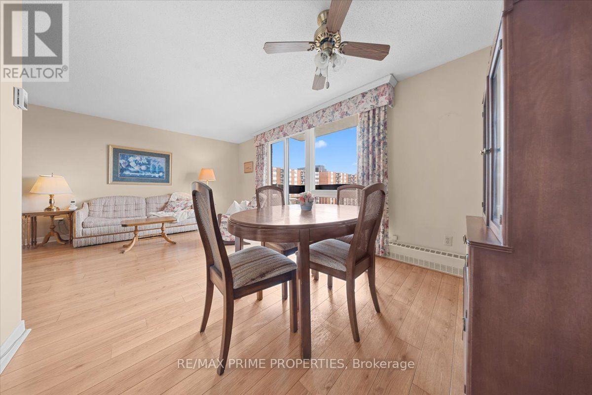 903 - 1505 Baseline Road, Ottawa, ON - Indoor Photo Showing Dining Room