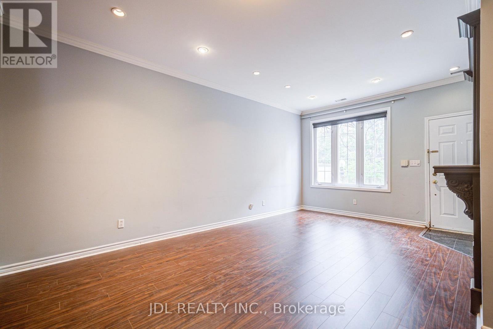 610 - 11 Everson Drive, Toronto, ON - Indoor Photo Showing Other Room