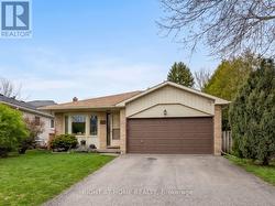 505 LONDON ROAD Newmarket, ON L3Y 6E4