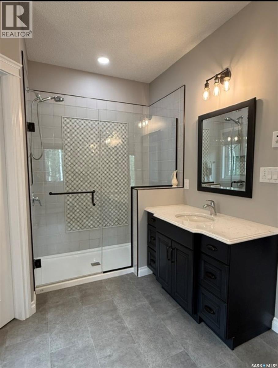 214 Hillside Drive, Tobin Lake, SK - Indoor Photo Showing Bathroom