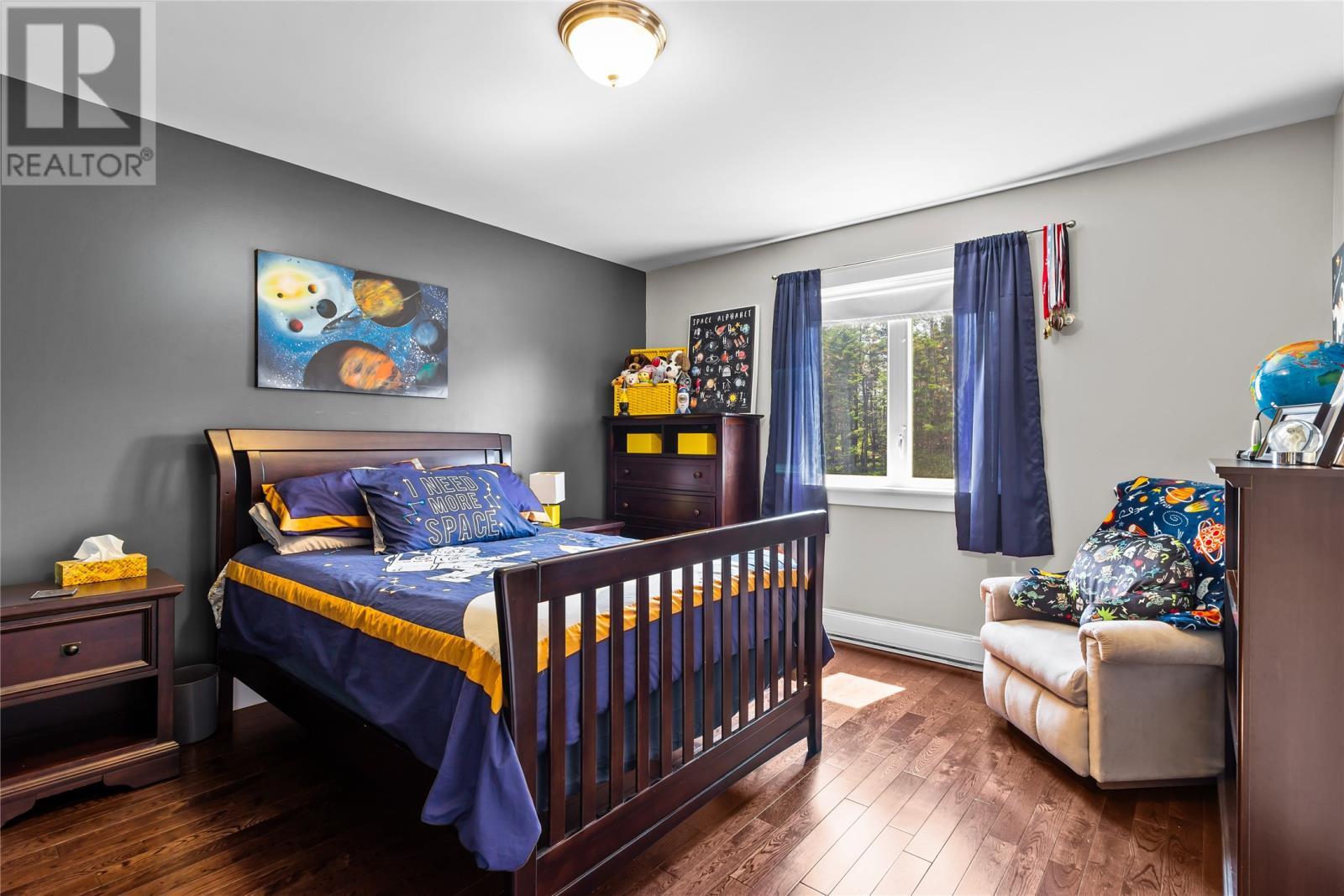 5 Haleys Place, Flatrock, NL - Indoor Photo Showing Bedroom