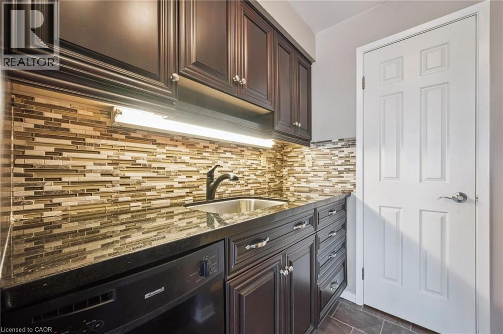 1414 E King Street E Unit# 808, Kitchener, ON - Indoor