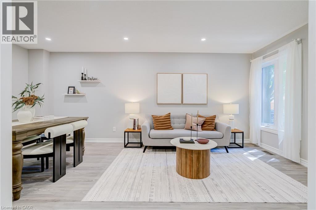 1190 Windgrove Square, Pickering, ON - Indoor Photo Showing Living Room