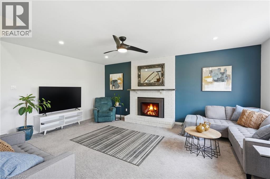 108 Highway 52, Hamilton, ON - Indoor Photo Showing Living Room With Fireplace