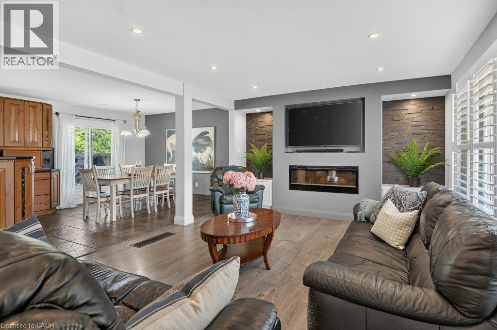 100 Alderson Drive, Hamilton, ON - Indoor Photo Showing Living Room With Fireplace