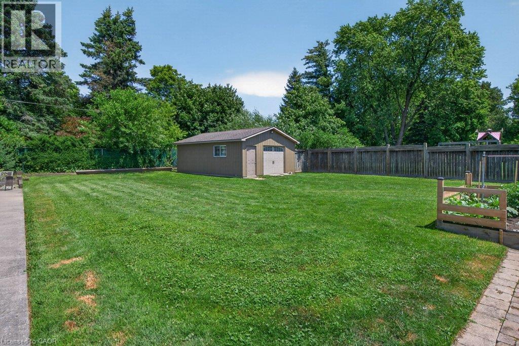 100 Alderson Drive, Hamilton, ON - Outdoor
