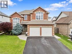 282 WINTERBERRY Boulevard Thorold, ON L2V 5E5