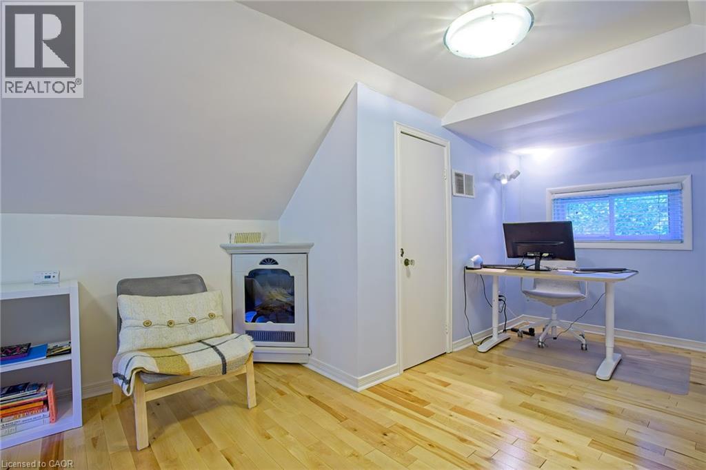 32 Dalewood Crescent, Hamilton, ON - Indoor