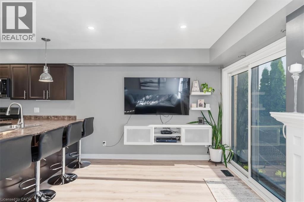 6063 Fausta Boulevard, Niagara Falls, ON - Indoor Photo Showing Other Room