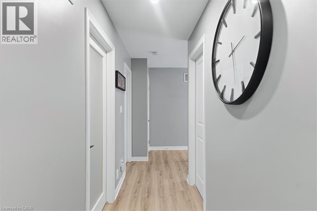 6063 Fausta Boulevard, Niagara Falls, ON - Indoor Photo Showing Other Room