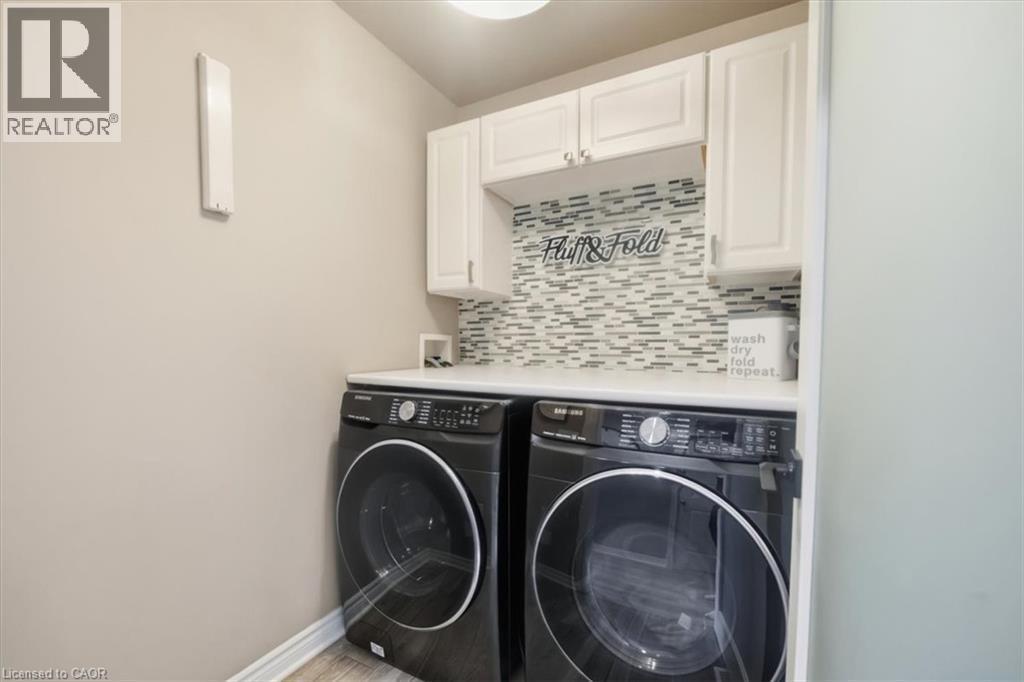 6063 Fausta Boulevard, Niagara Falls, ON - Indoor Photo Showing Laundry Room