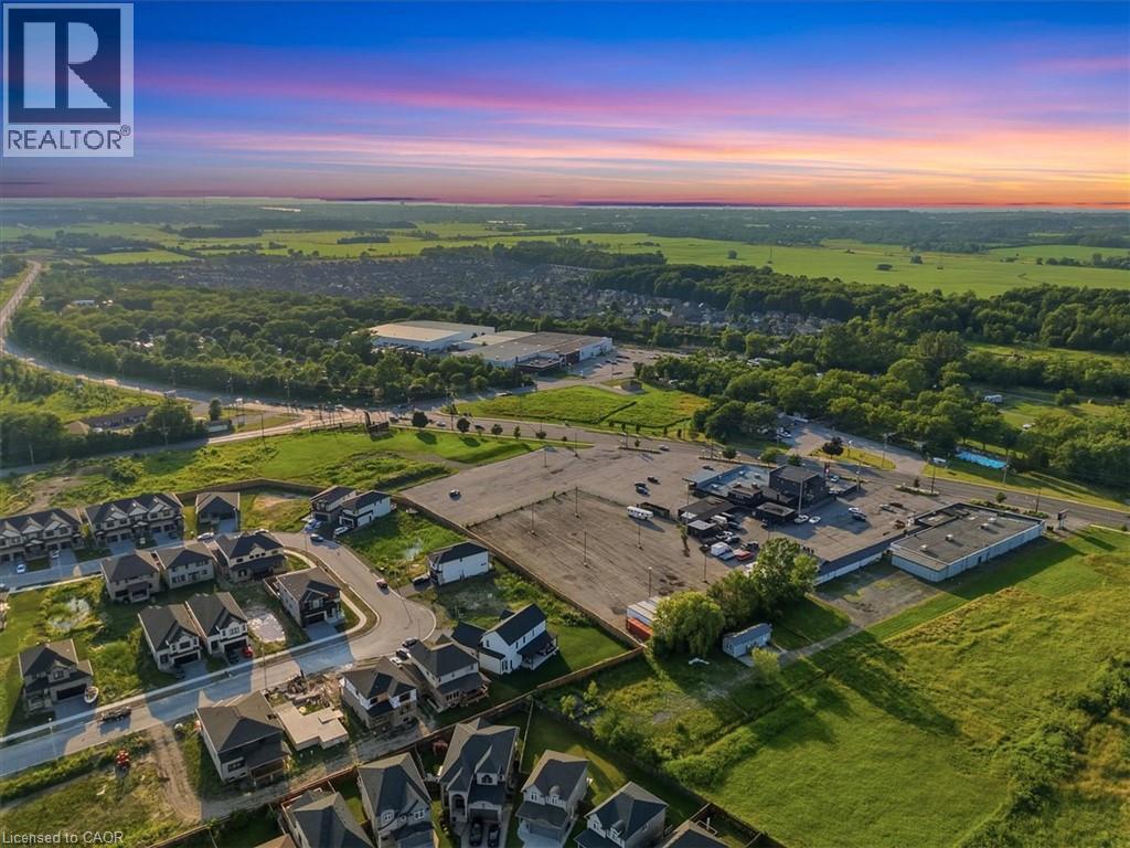 6063 Fausta Boulevard, Niagara Falls, ON - Outdoor With View