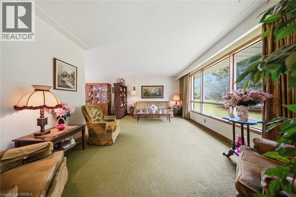 1598 Highway No 6, Hamilton, ON - Indoor Photo Showing Other Room