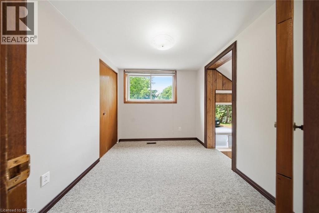 1598 Highway No 6, Hamilton, ON - Indoor Photo Showing Other Room