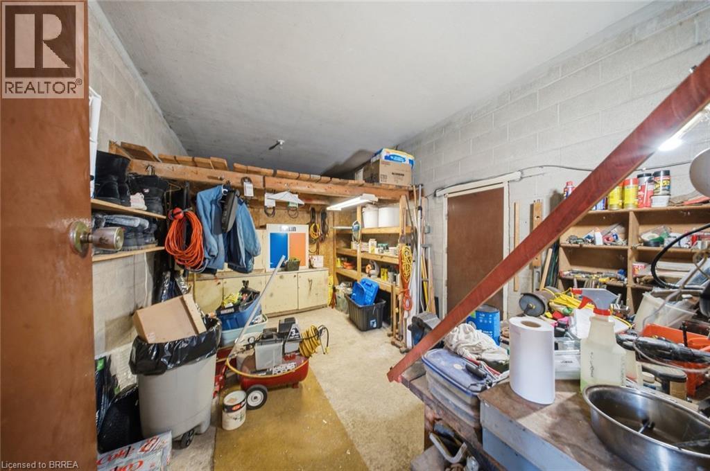 1598 Highway No 6, Hamilton, ON - Indoor Photo Showing Other Room