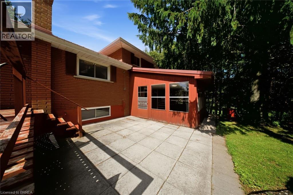 1598 Highway No 6, Hamilton, ON - Outdoor