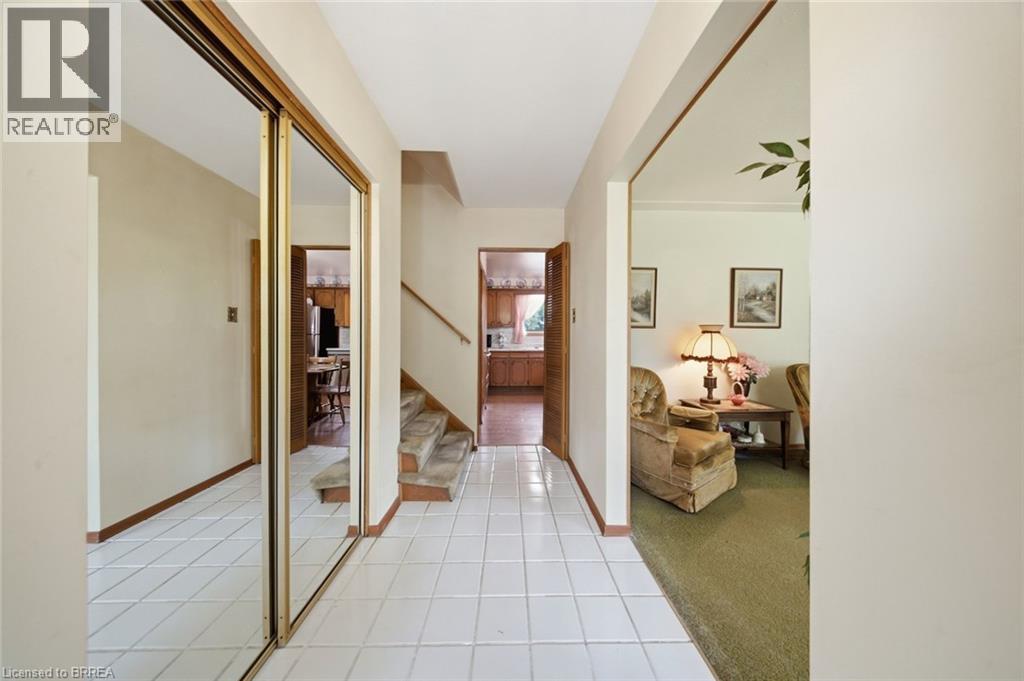 1598 Highway No 6, Hamilton, ON - Indoor Photo Showing Other Room
