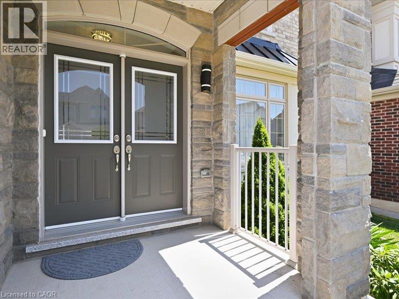 39 Avanti Crescent, Waterdown, ON - Outdoor