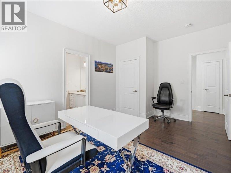 39 Avanti Crescent, Waterdown, ON - Indoor Photo Showing Office