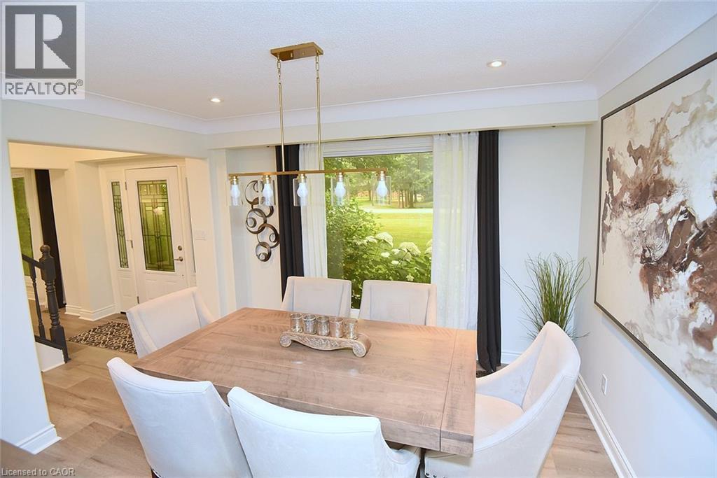 421 8Th Concession Road E, Carlisle, ON - Indoor Photo Showing Dining Room