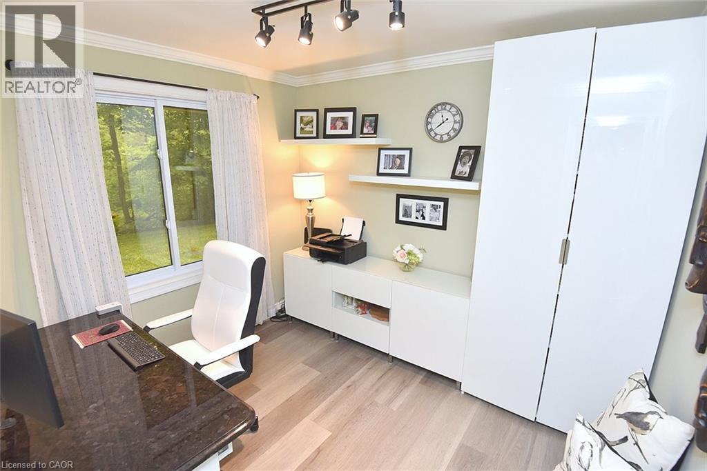 421 8Th Concession Road E, Carlisle, ON - Indoor